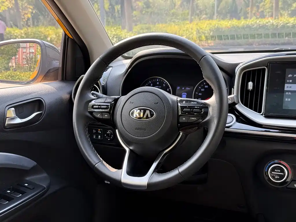 Kia KX1 — миниатюра 11
