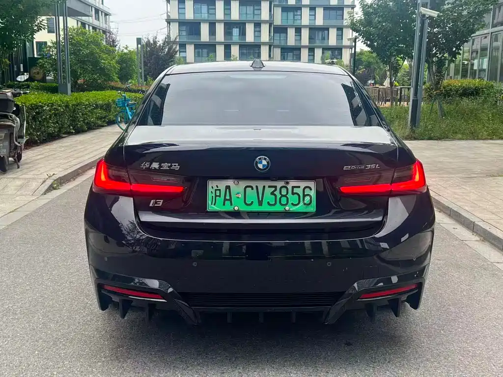 BMW i3 2024 eDrive 35 L
