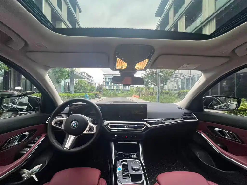 BMW i3 2024 eDrive 35 L