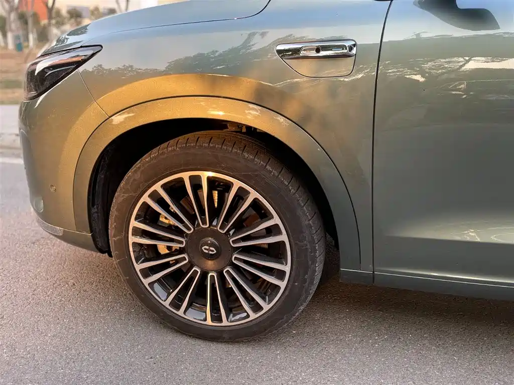 AITO ASK THE WORLD M7