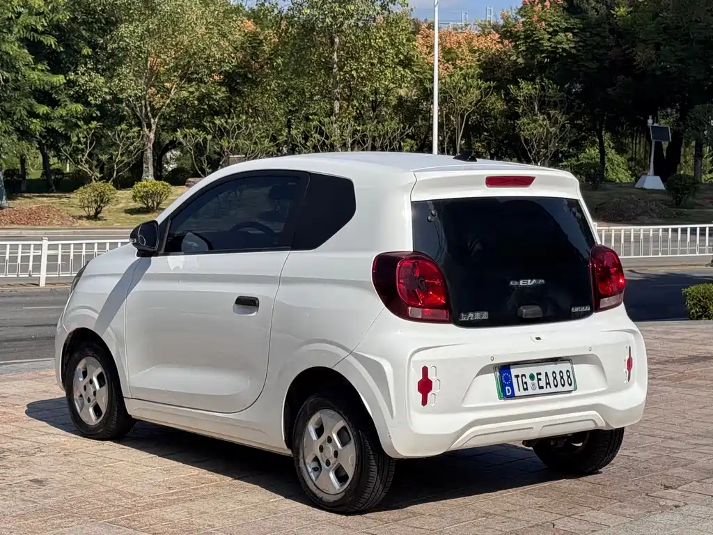 Roewe Clever — миниатюра 4