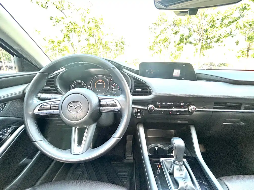 Mazda 3 Axela — миниатюра 16