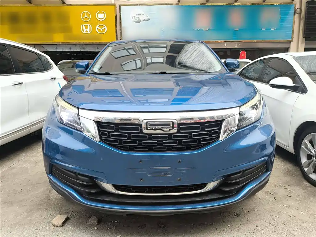 QOROS  5