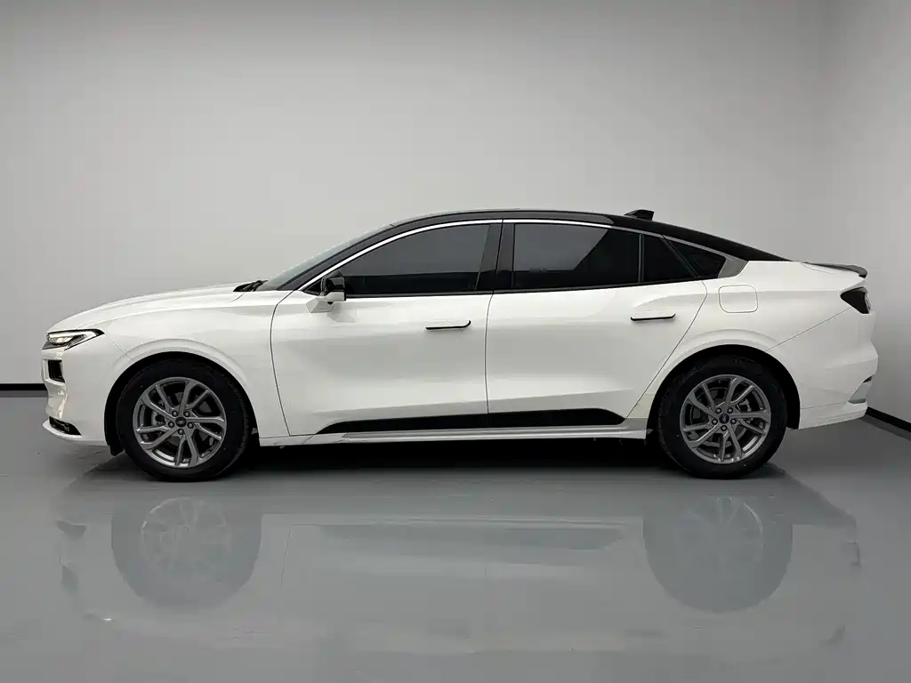 Ford Mondeo — миниатюра 7
