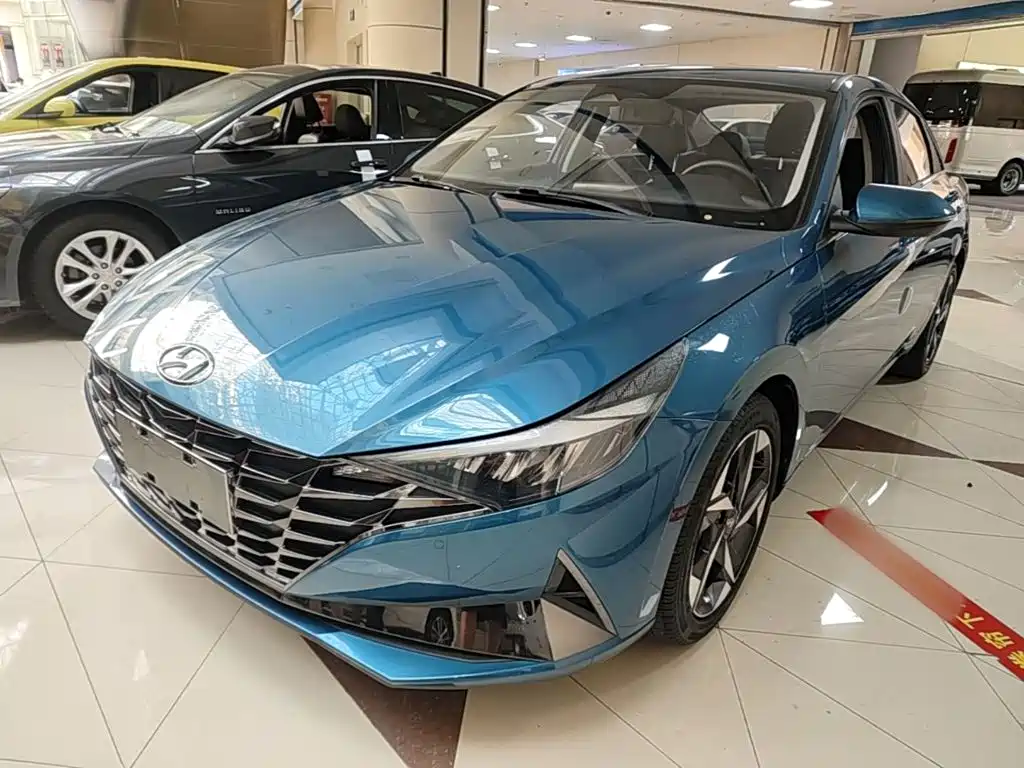 Hyundai Elantra — миниатюра 2