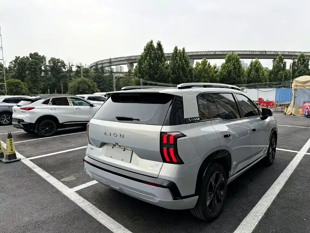 Aion V 2026 650