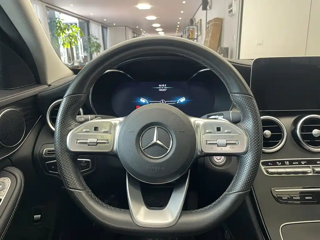 Mercedes-Benz C-Class — миниатюра 9