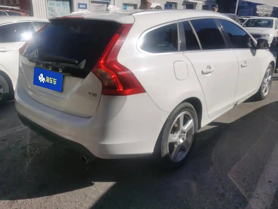 Volvo V60 — миниатюра 3