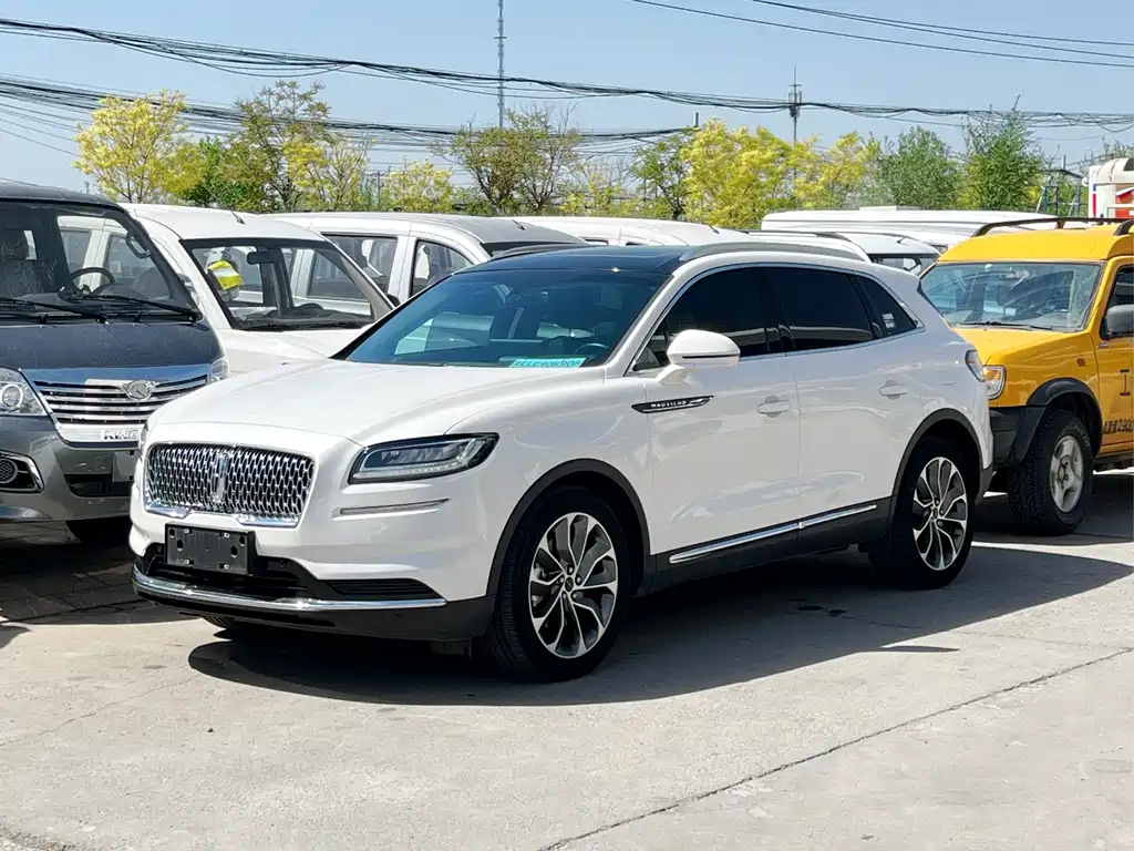 Lincoln Nautilus 2022