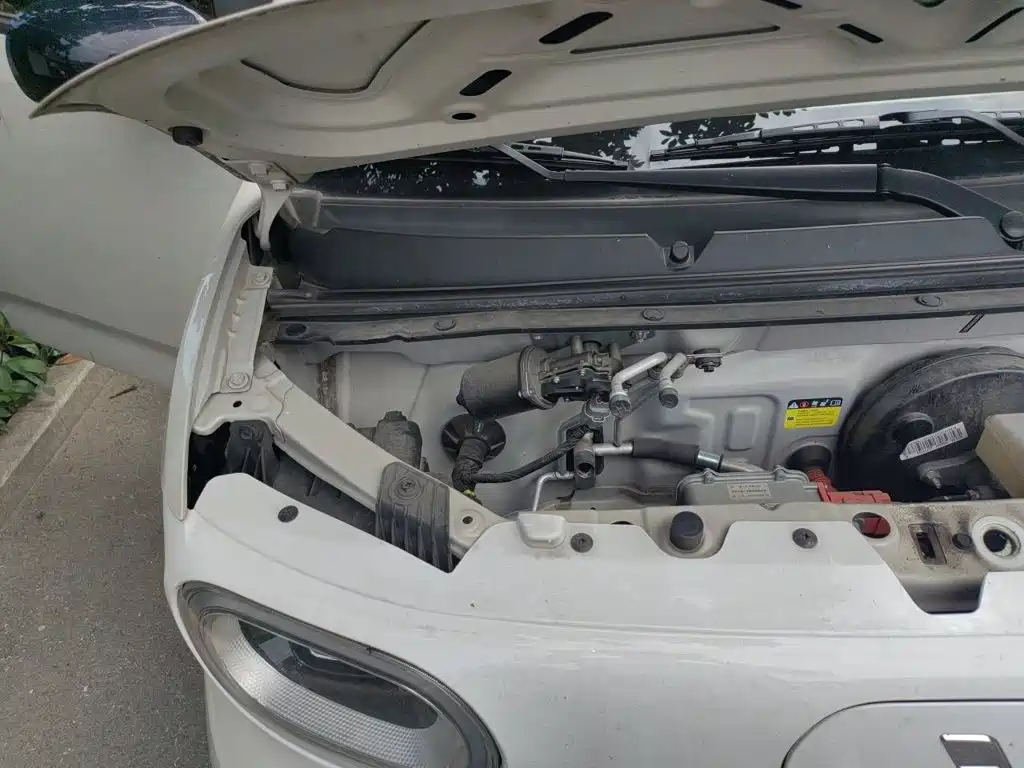 Wuling MINIEV — миниатюра 21