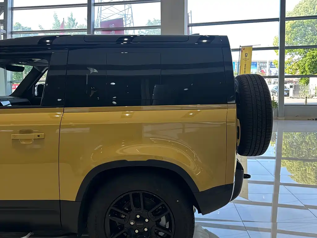 Land Rover Land Rover Defender 2026 90 2.0T S