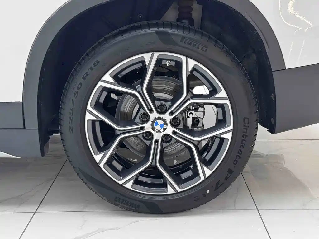 BMW X1 — миниатюра 5