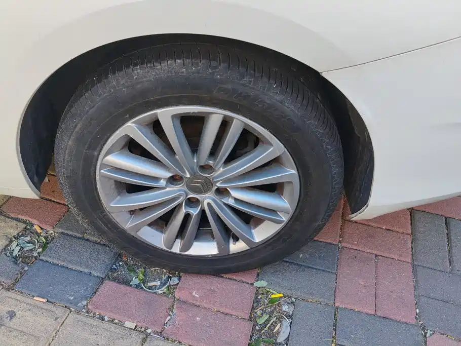 Citroen C4L — миниатюра 6