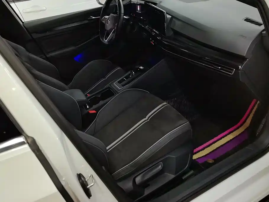 Volkswagen Golf — миниатюра 8