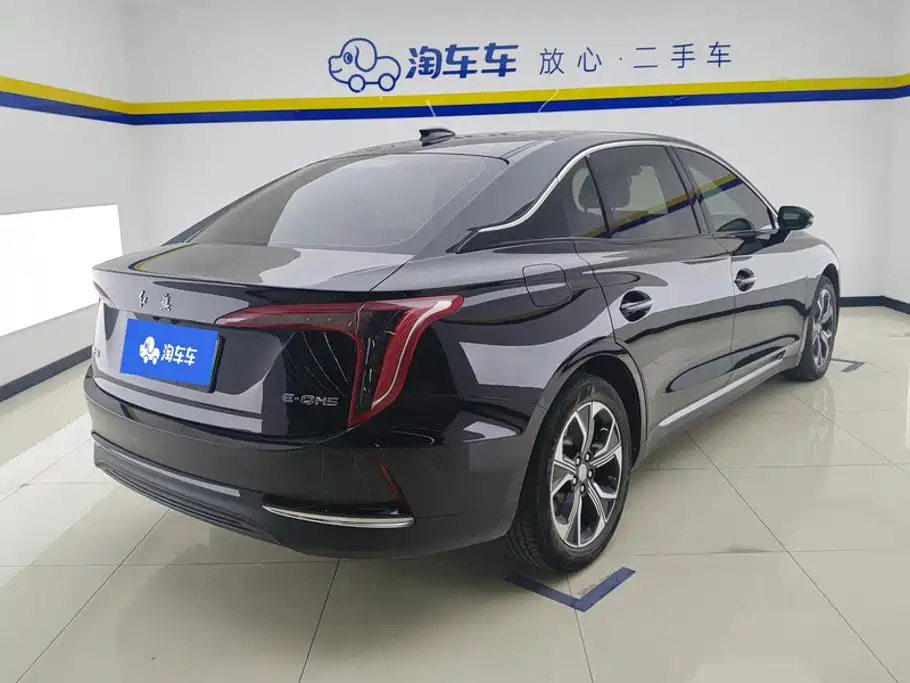 Hongqi Hongqi E-QM5 — миниатюра 3
