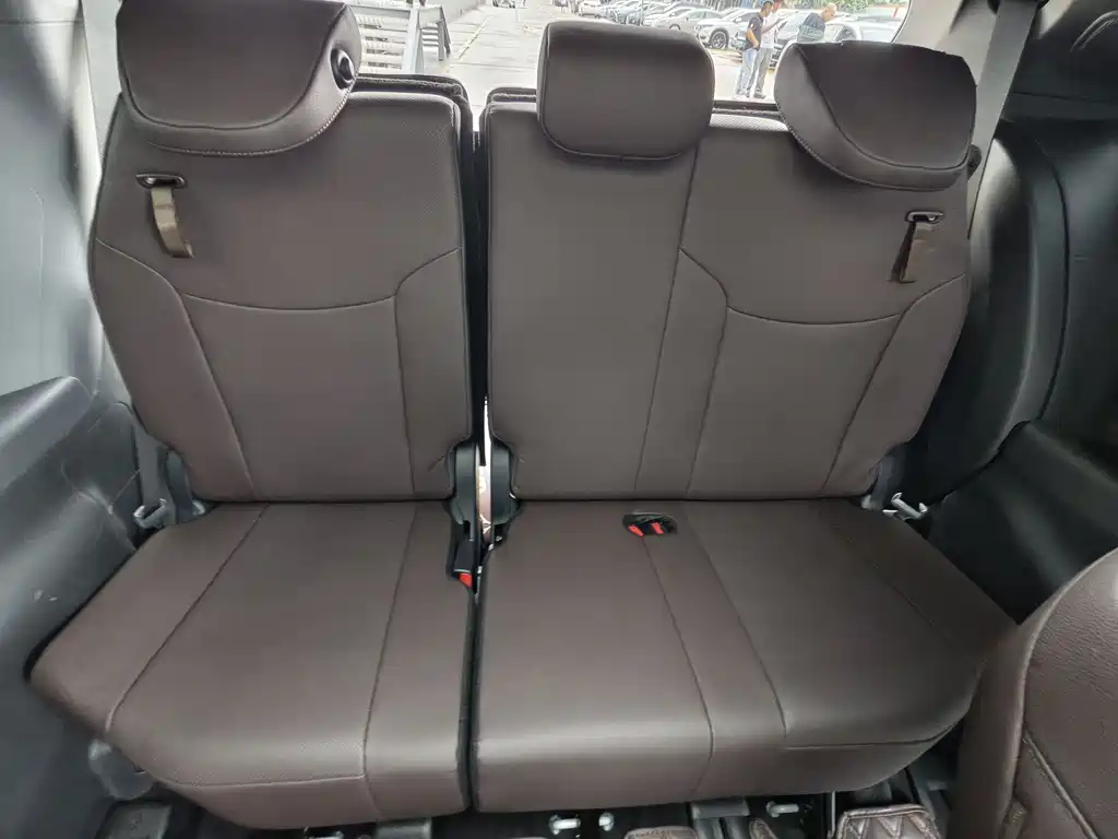 Toyota Sienna 2021 2.5L