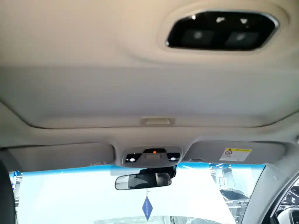 Geely Emgrand — миниатюра 18
