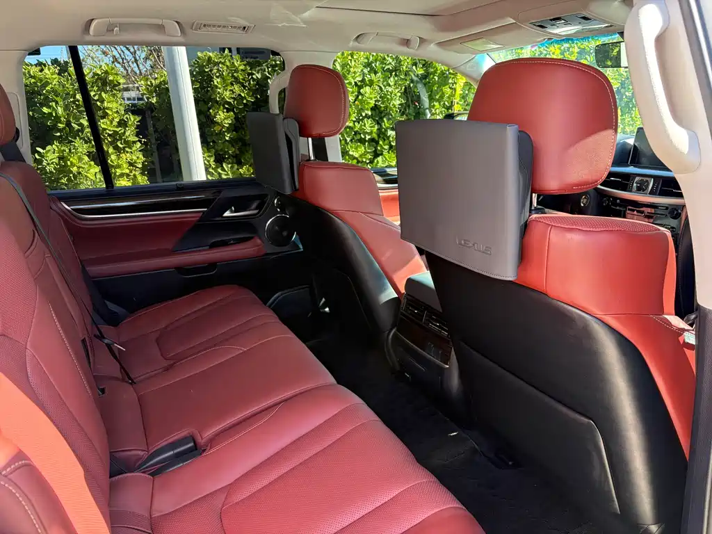 Lexus LX — миниатюра 17