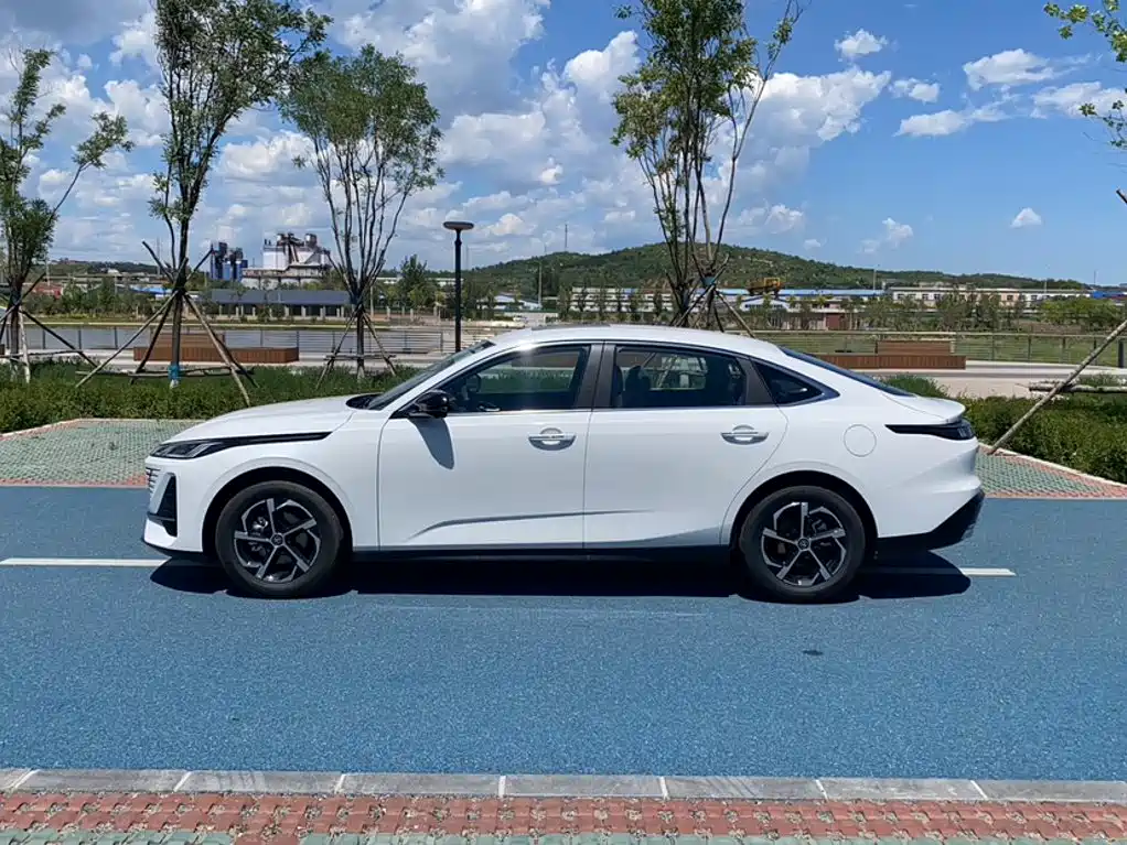 Changan Eado 2026 1.5T 500Bar Enjoy