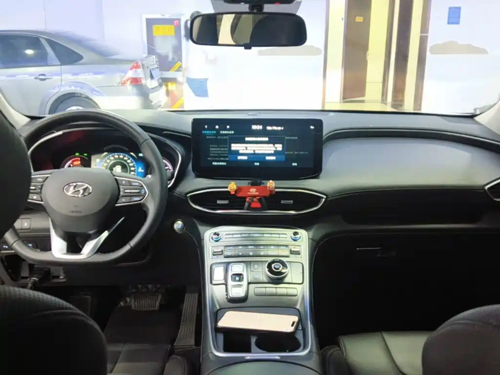 Hyundai Santa Fe — миниатюра 10