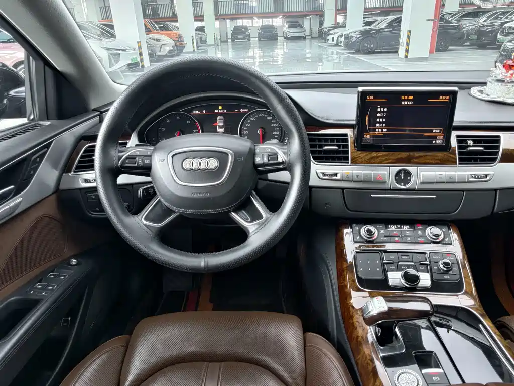 Audi A8 — миниатюра 8