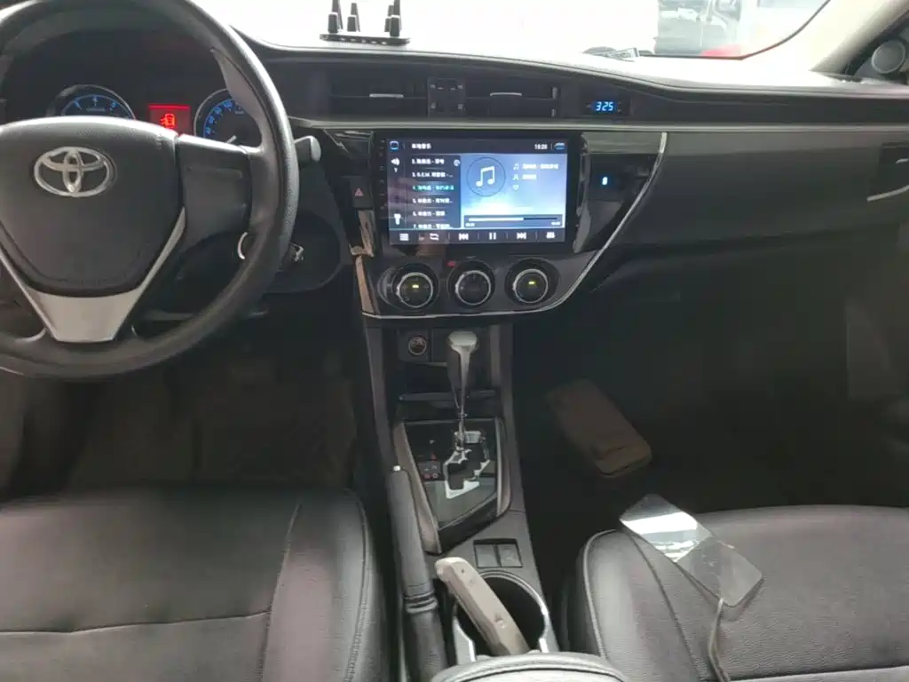 Toyota Corolla — миниатюра 13