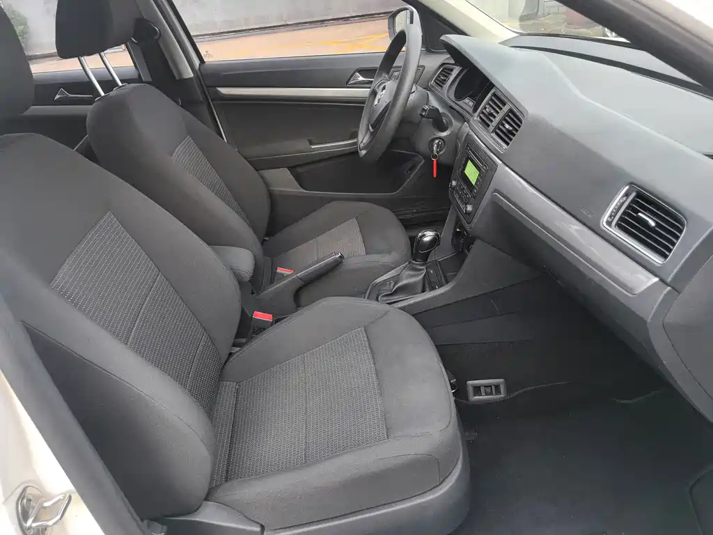 Volkswagen Lavida 1.6L Auto Elegant Edition, фото 16