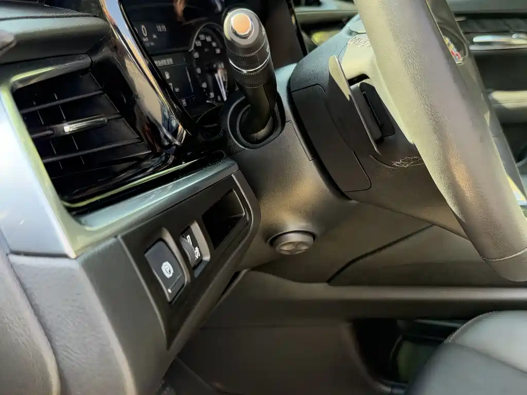 Cadillac XT6 — миниатюра 17