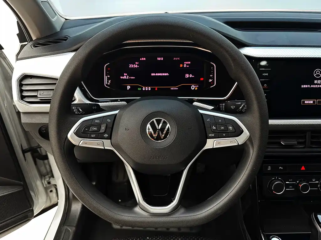 Volkswagen Tacqua 200TSI DSG Joy Connected Edition, фото 11