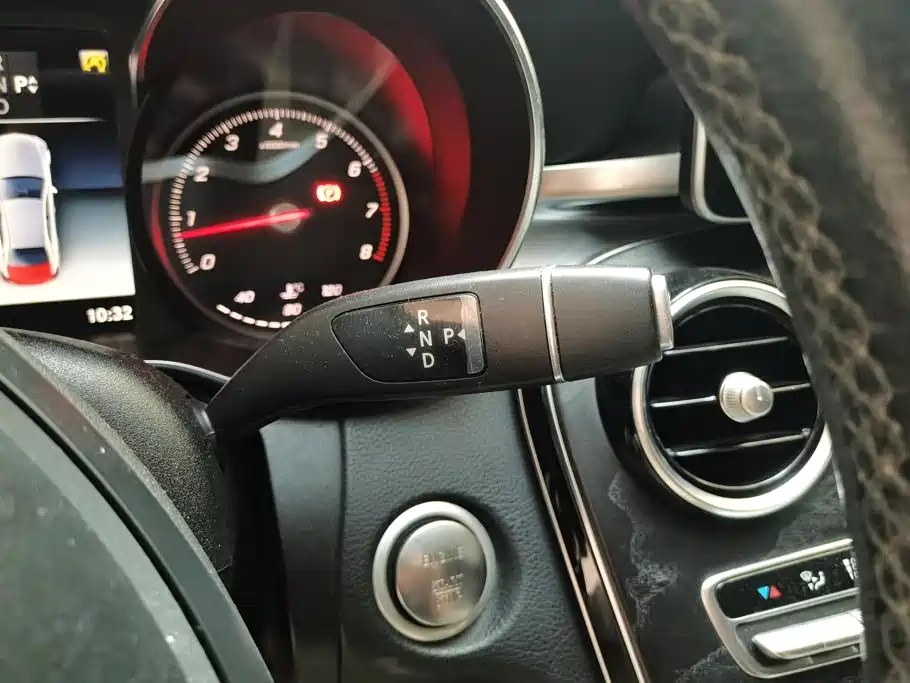 Mercedes-Benz C-Class — миниатюра 16