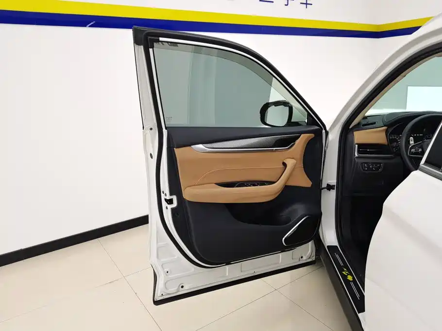 Zhonghua V7 — миниатюра 7