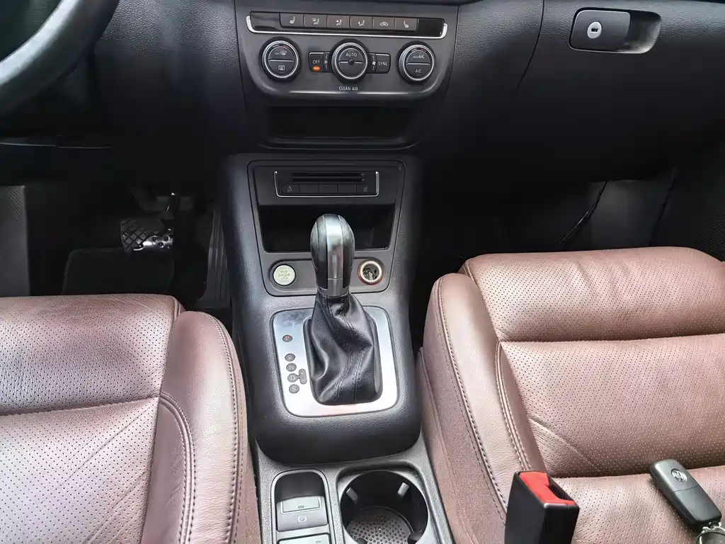 Volkswagen Tiguan — миниатюра 13