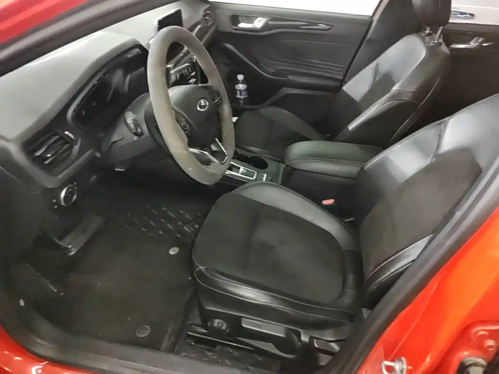Ford Focus — миниатюра 15