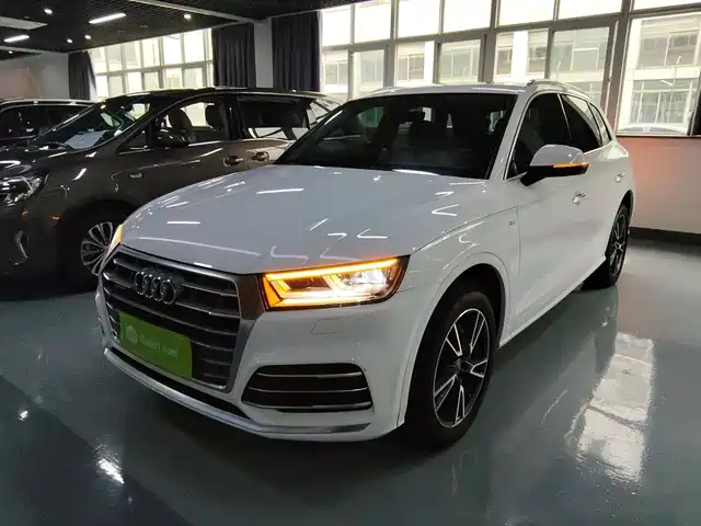 AUDI  Q5L