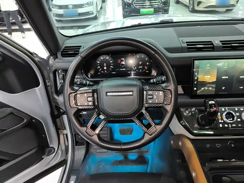 Land Rover Defender — миниатюра 11