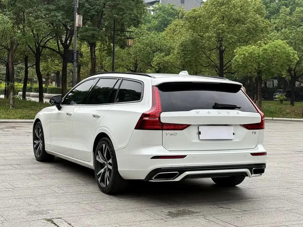 Volvo V60 2020 T5 Sport