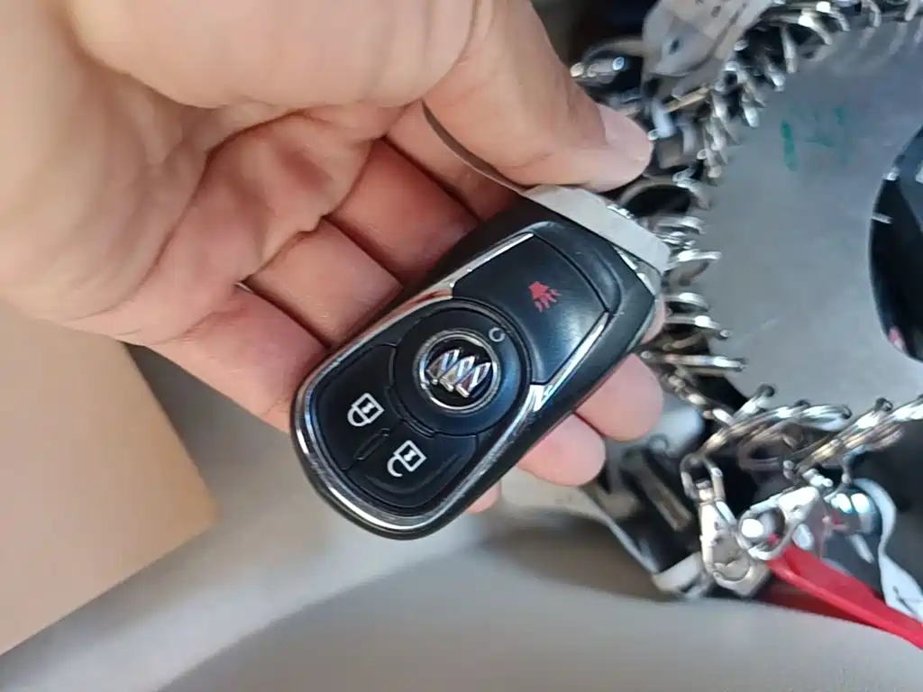 Buick GL8 — миниатюра 9