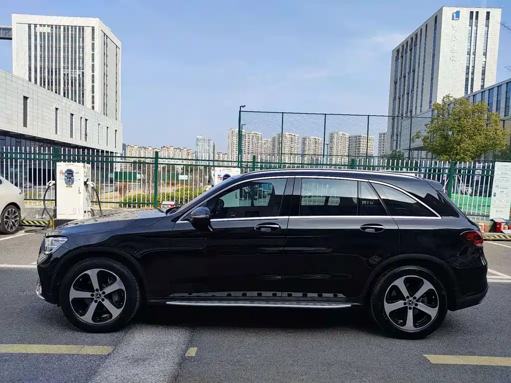 Mercedes-Benz GLC — миниатюра 2