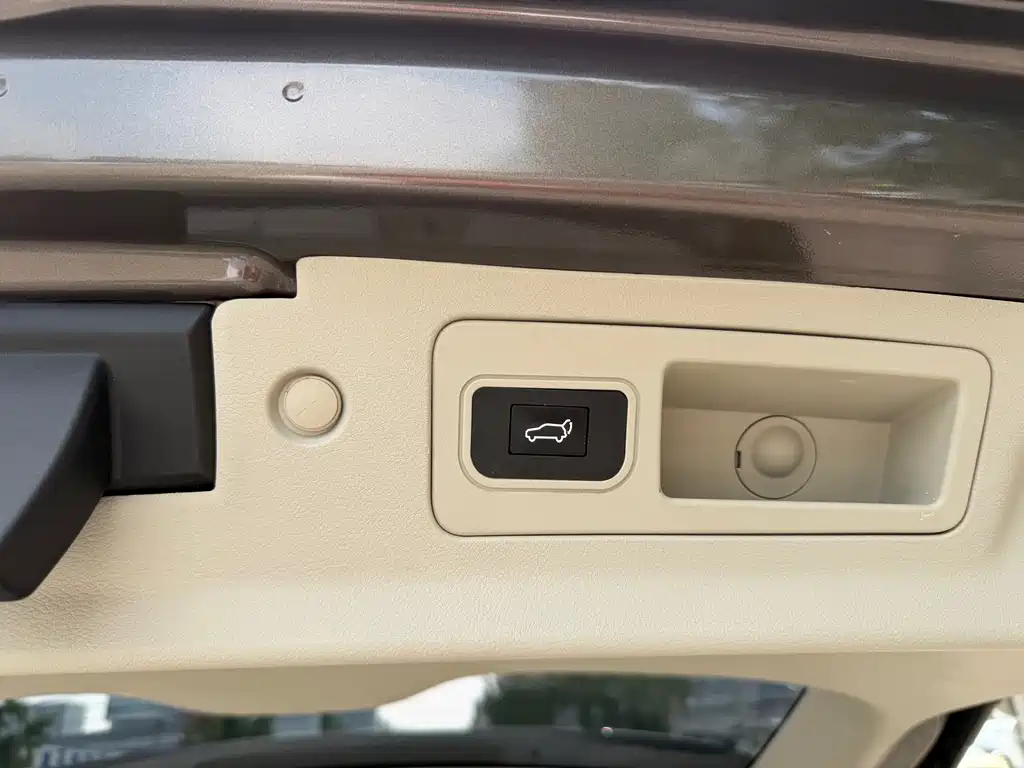 Buick GL8 — миниатюра 24