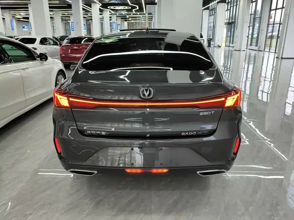 Changan Eado — миниатюра 5