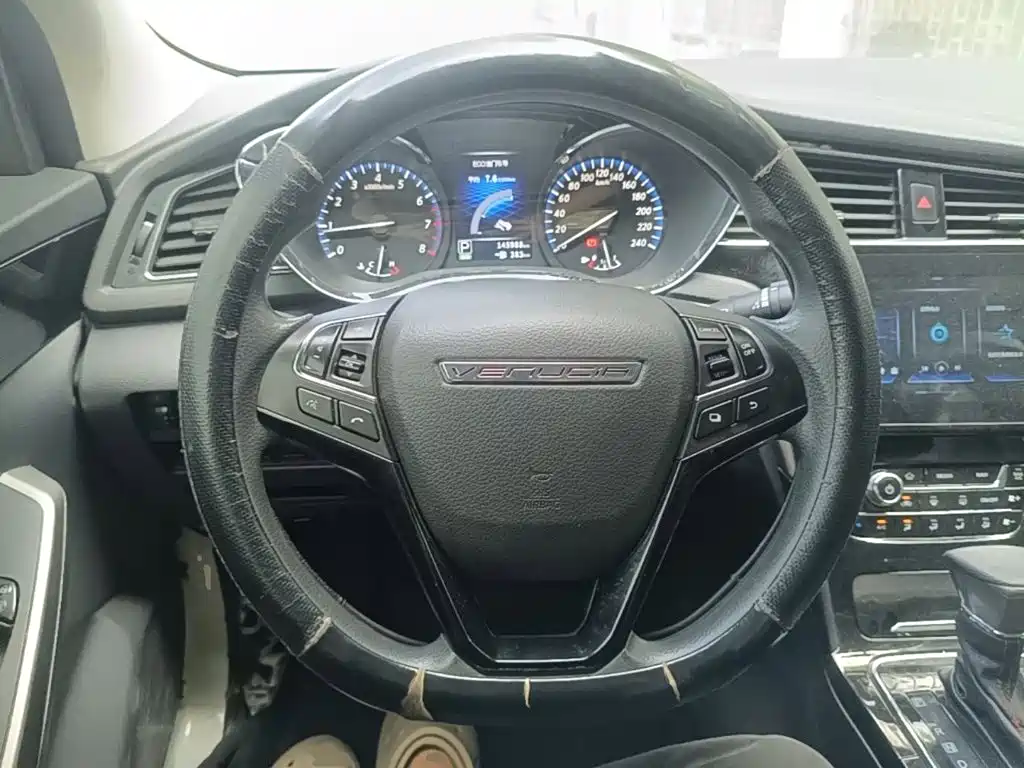 Venucia D60 — миниатюра 11