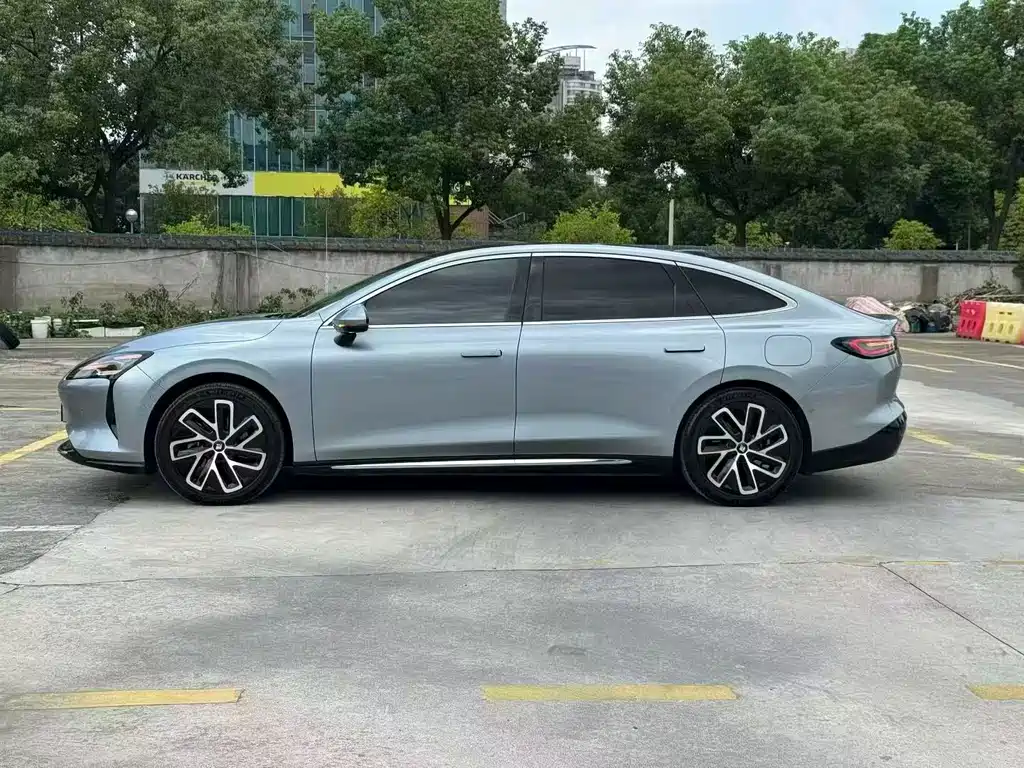 Baojun Xiangjing — миниатюра 8