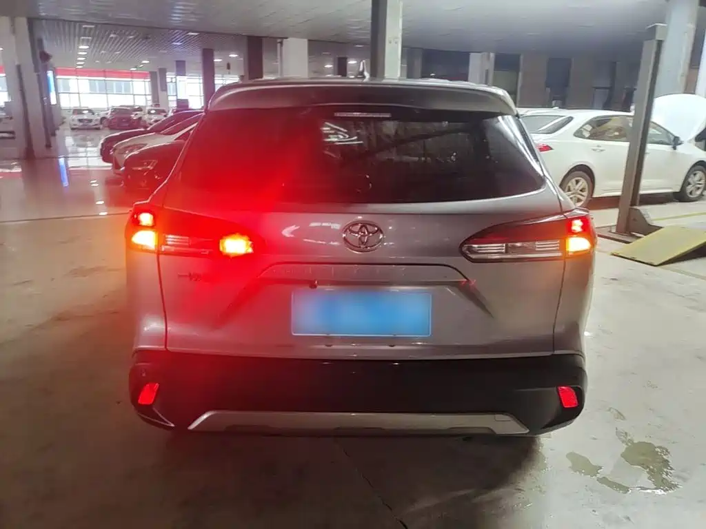 Toyota Corolla Cross — миниатюра 6