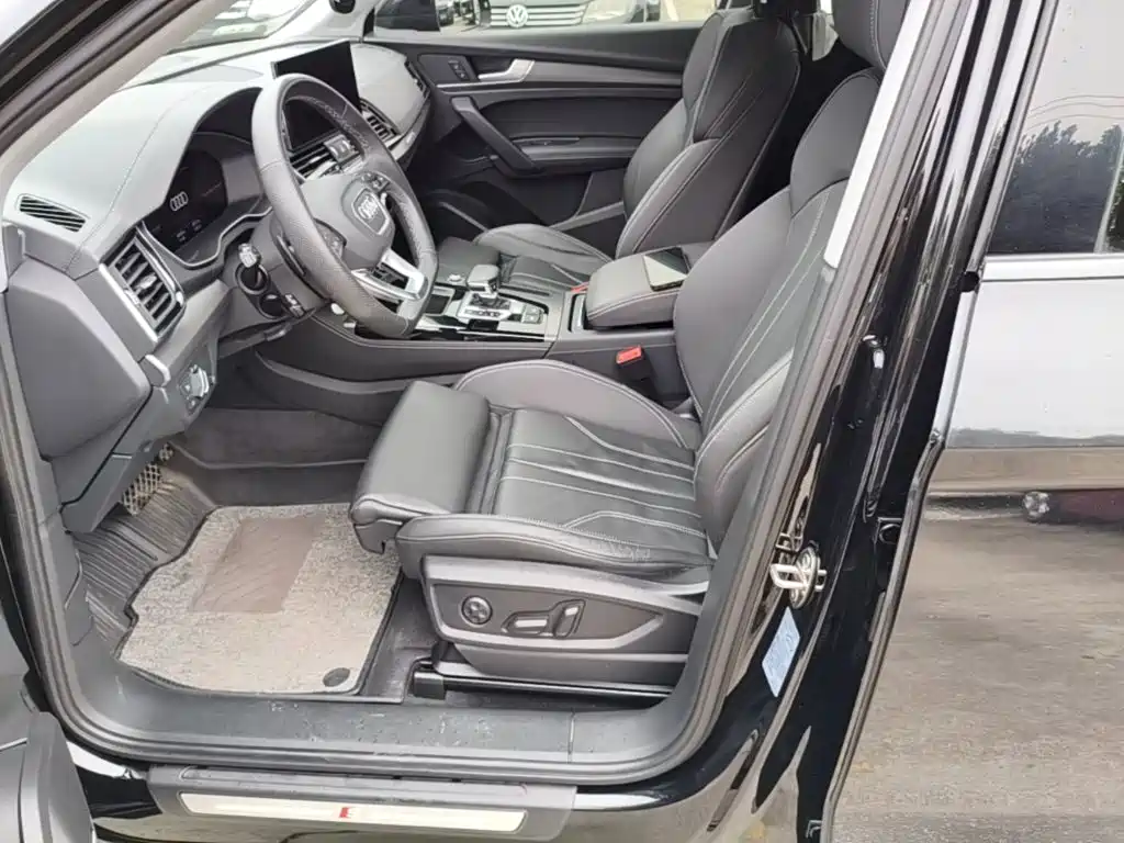 Audi Q5L — миниатюра 15