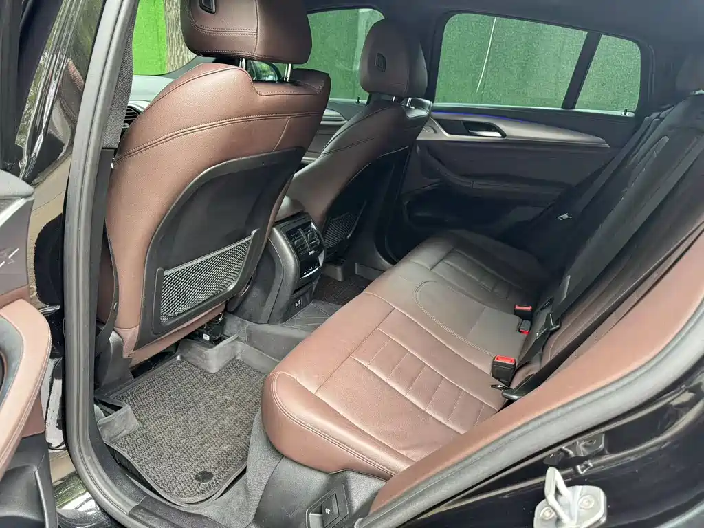 BMW X4 — миниатюра 6