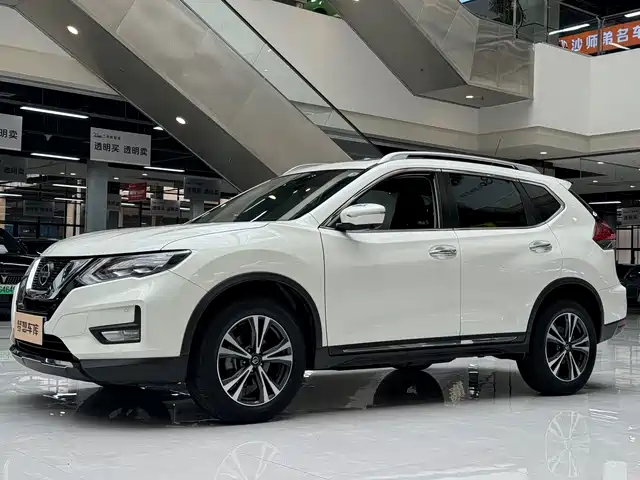 NISSAN QIJUN 2021