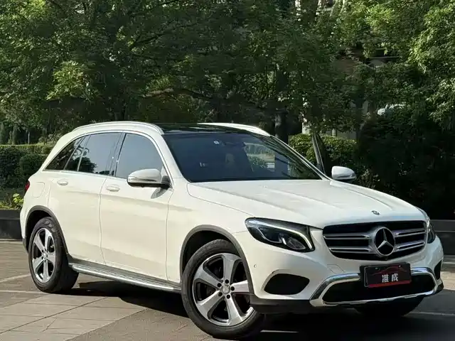 MERCEDES-BENZ GLC 2016
