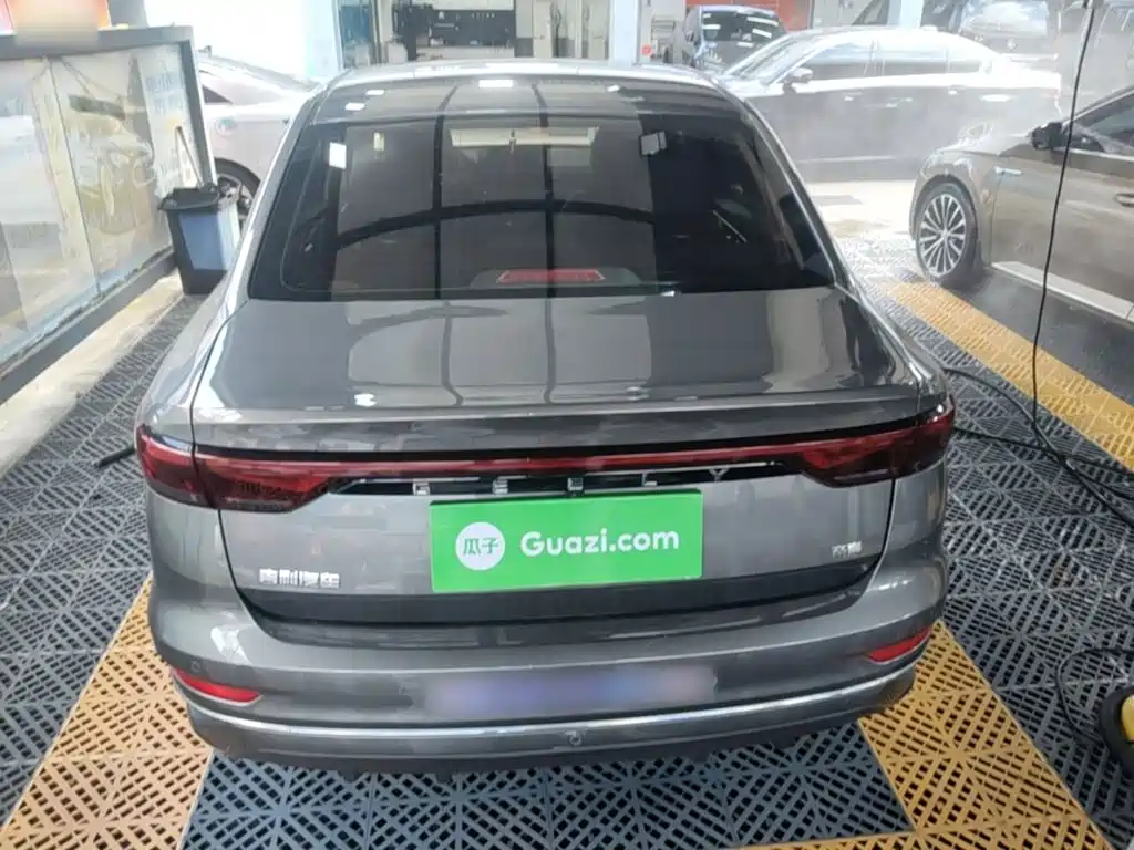 Geely Emgrand — миниатюра 6
