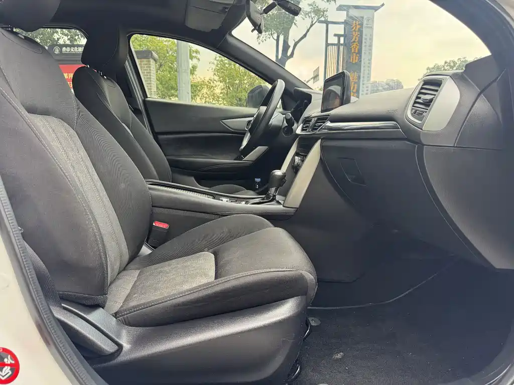 Mazda CX-4 — миниатюра 8