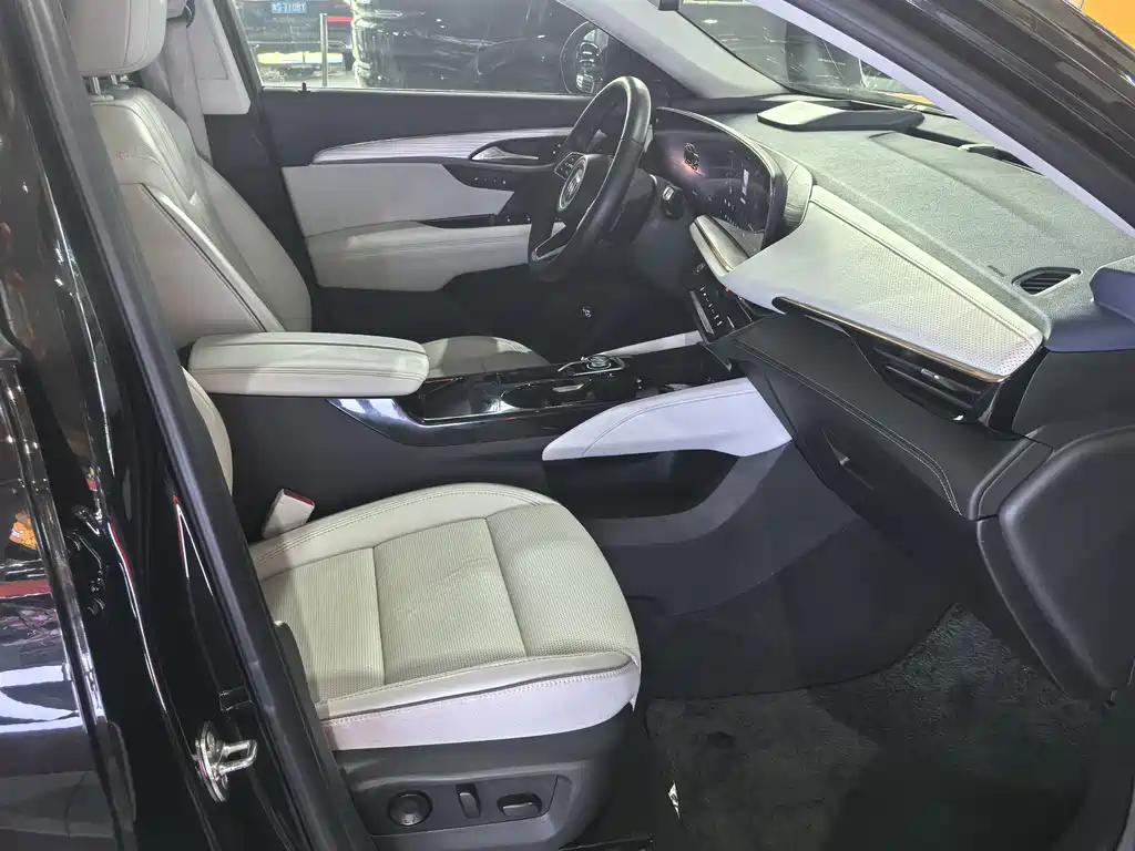 Buick Envision Plus Plus 2024 Plus Avenir